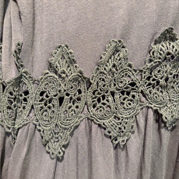 Pol Gray Lace-Up Crochet Boho Blouse NWT Size M - Picture 6 of 11